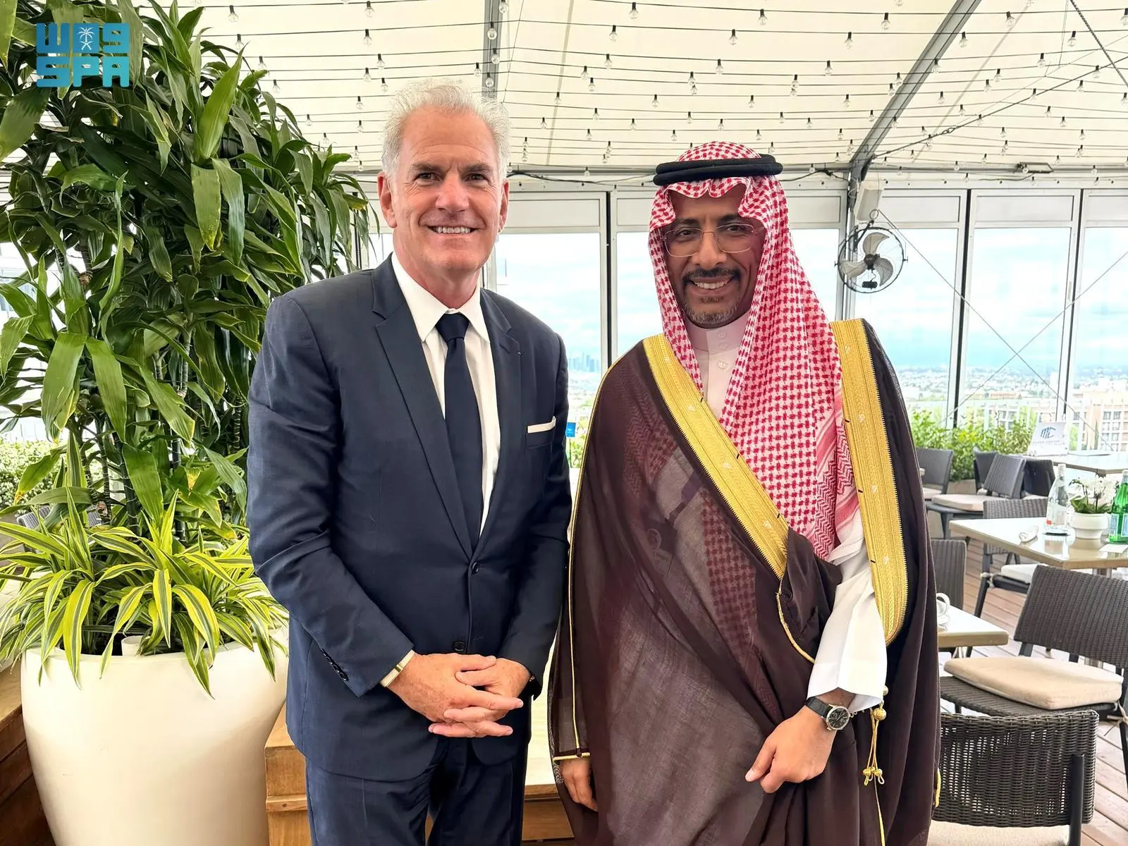 السعودية تناقش الفرص الاستثمارية في الصناعة والتعدين مع أمريكا وفرنسا