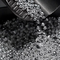 ارتفاع تاريخي لأسعار الفضة متجاوزة 110 دولارات للأونصة