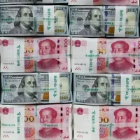 اليوان الصيني يدخل المنظومة المالية العربية