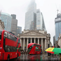  وكالتا «موديز»: اقتصاد بريطانيا يواجه هشاشة رغم الموازنة